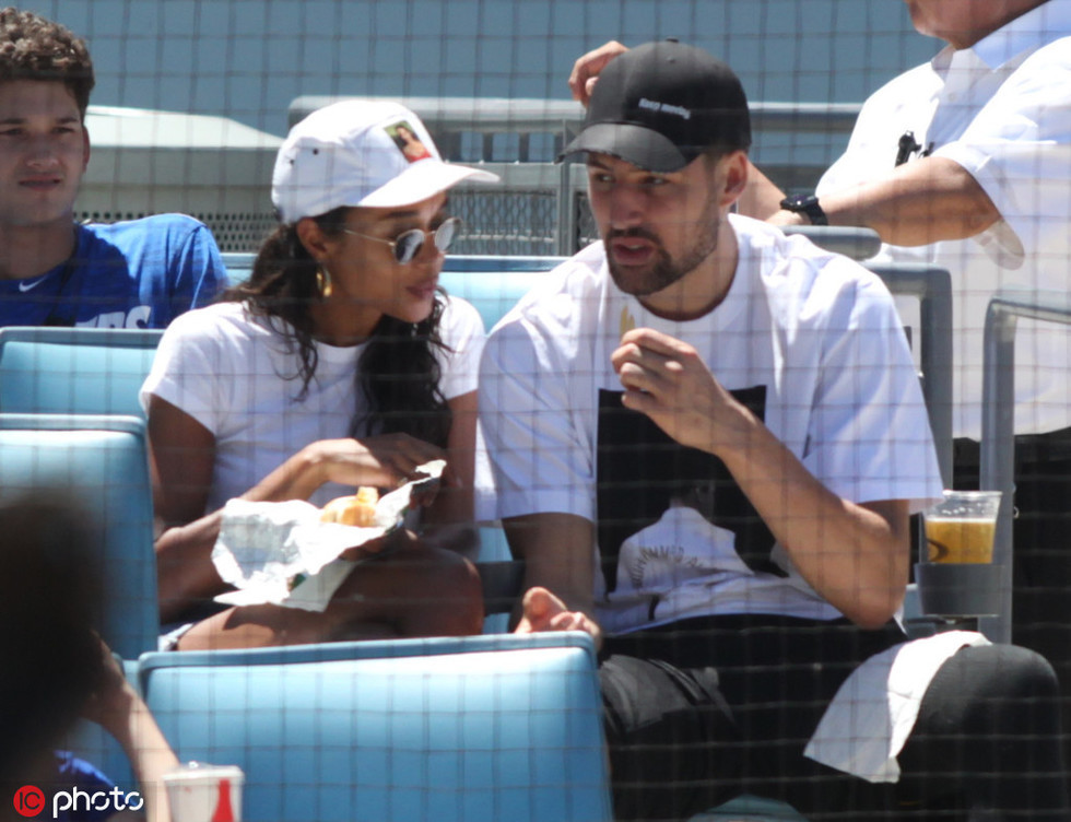 反戈旧主不留情！威斯布鲁克砍21+6+11助国王终结连败（威斯布鲁克复仇旧主轰21+6+11，助国王止住连败）