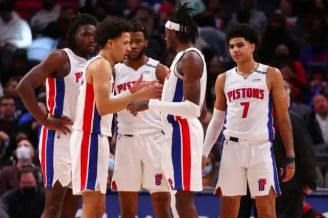 克拉滕伯格：如果伊萨克不去利物浦，我看好阿森纳英超夺冠（克拉滕伯格：伊萨克若不投利物浦，阿森纳最有望问鼎英超）