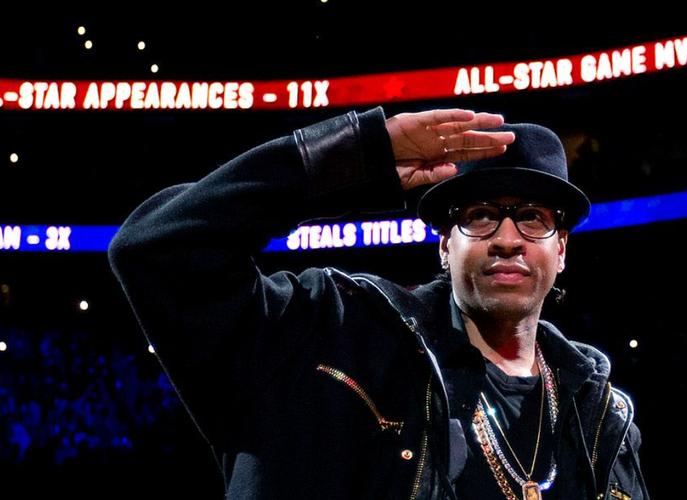 官方：西甲宣布与上海海港合作，协助球员教练培训和球队管理（西甲官宣携手上海海港，共同推进球员与教练培训及球队管理）