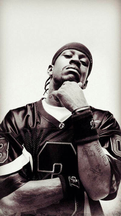 一场3-2让意甲榜首易主，阿莱格里神换人，让二追三奇迹逆袭（3-2逆转令意甲头名易主，阿莱格里妙手调度上演让二追三）