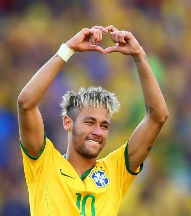 篮球发展史简要回顾（篮球发展历程概览）