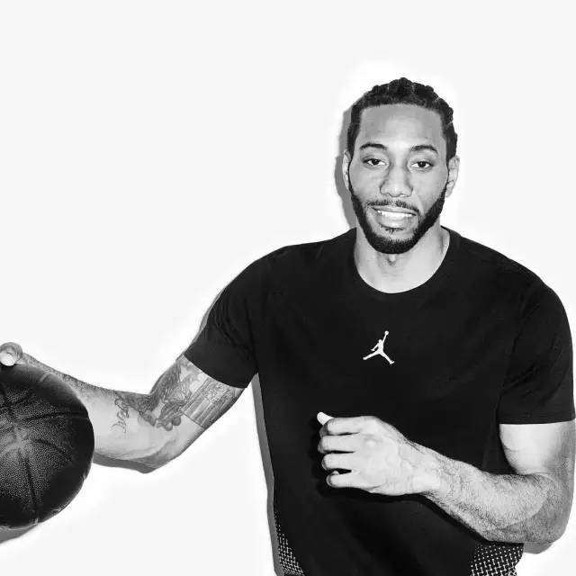 TA跟队：布莱顿19岁前锋齐马斯十字韧带撕裂，赛季报销（布莱顿19岁前锋齐马斯十字韧带撕裂，赛季提前结束）