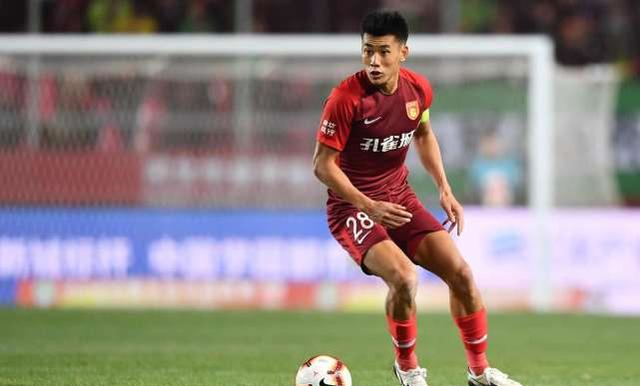 曼纳：冬窗是一个机会，中场是我们的引援关注重点（曼纳：冬窗良机，中场引援将成重心）