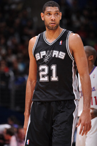 欧冠本周最佳球员候选：马杜埃凯、孔德、德凯特拉雷、格洛赫（欧冠本周最佳球员提名名单：马杜埃凯、孔德、德凯特拉雷、格洛赫）