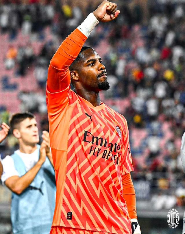 不一样的烟火！穆帅的本菲卡俱乐部被禁止出售欧冠门票（穆帅执掌的本菲卡遭禁售欧冠门票：不一样的烟火）